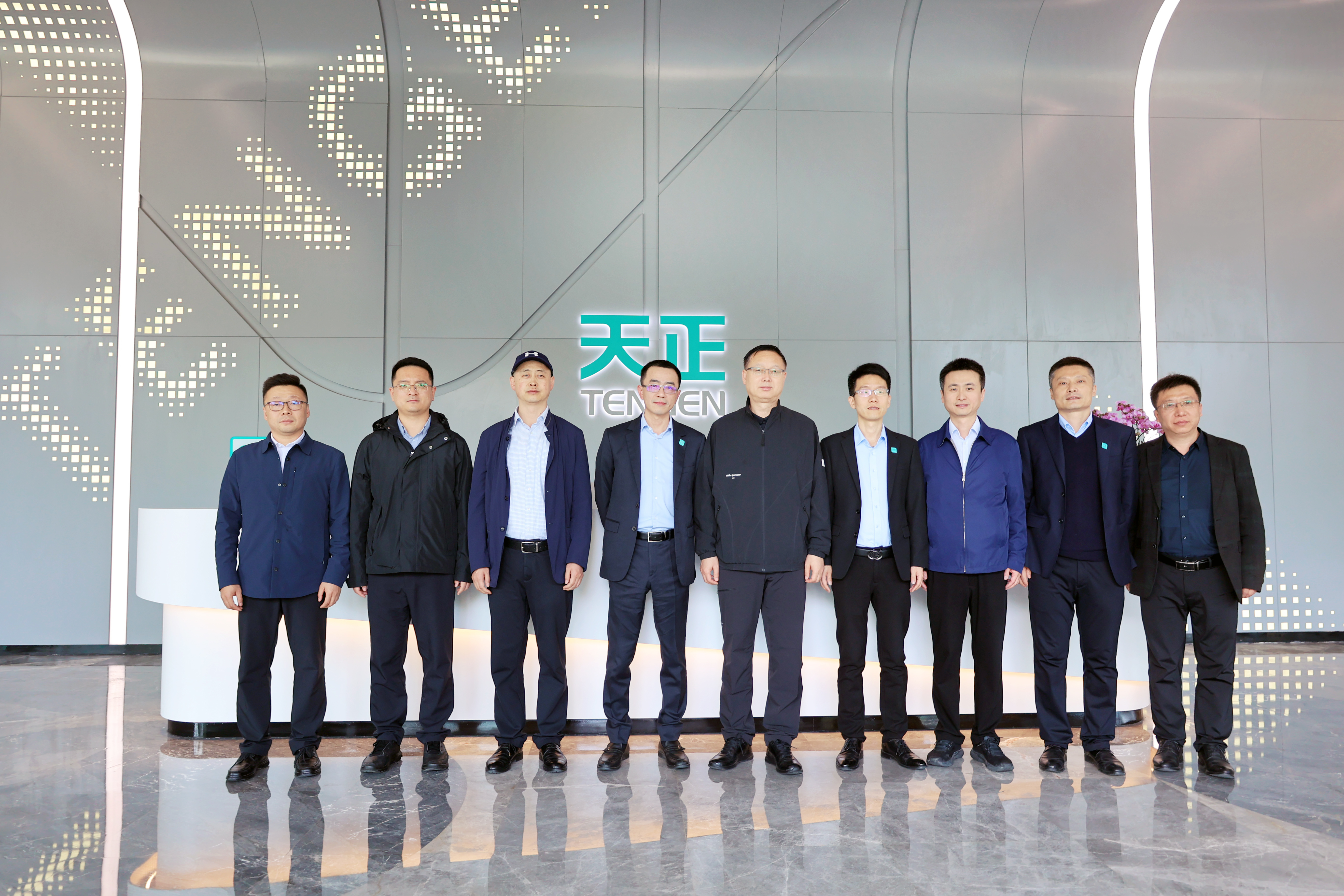 共赢未来丨leyu.乐鱼与陕西环保集团座谈交流