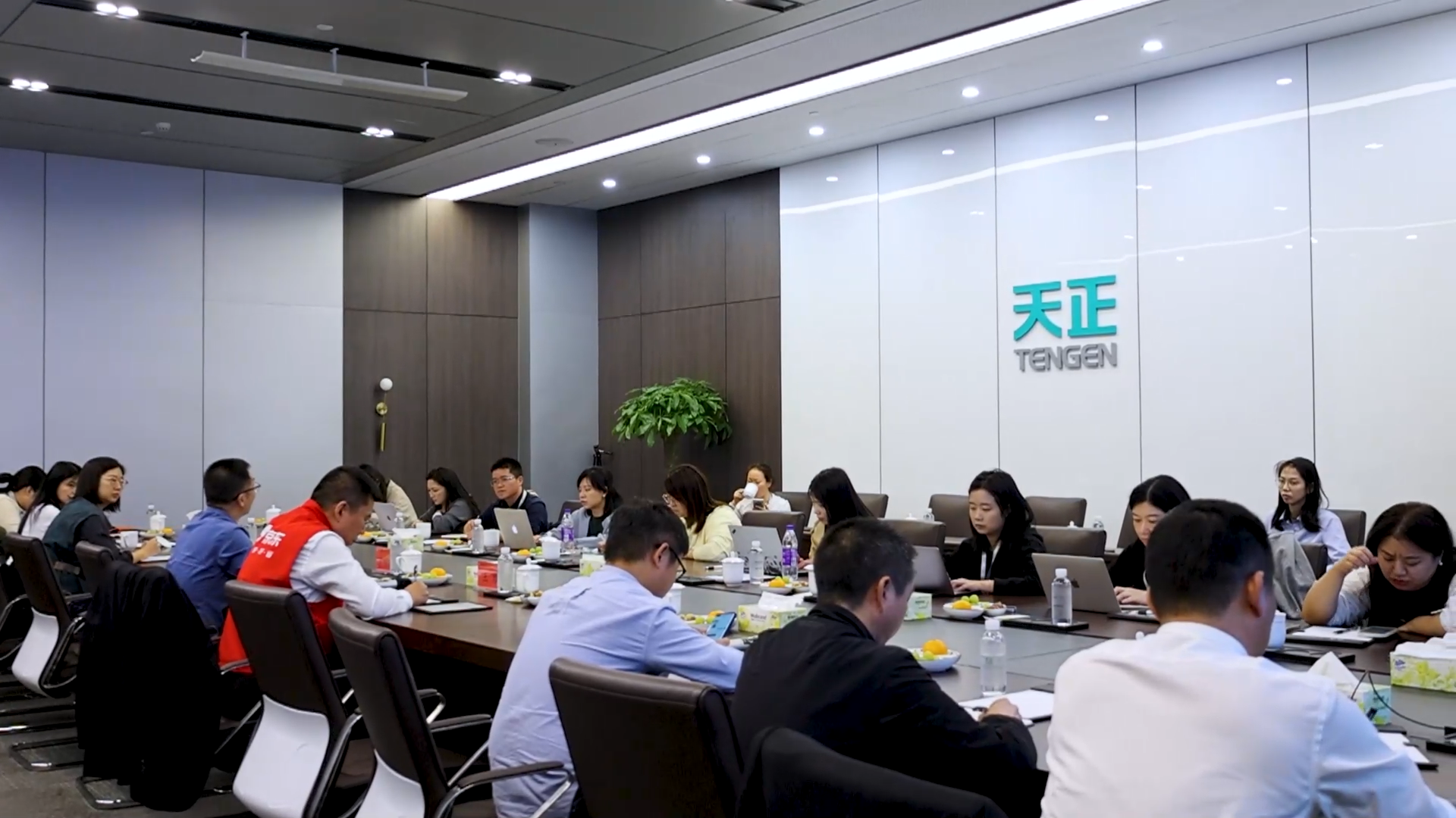 京东工业走进leyu.乐鱼，探访产业数智化之路！